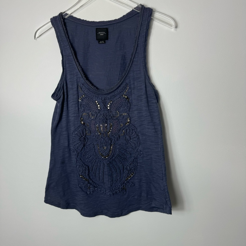 Deleta Navy blue knit embroidered top size Medium 1990
